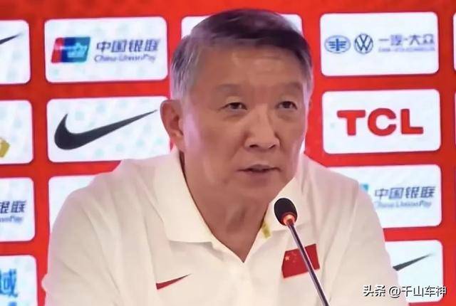 莱万多夫斯基遭遇十五持续失利，澳大利亚队教练压力巨大！比赛高潮迭起的简单介绍-Kaiyun Sports