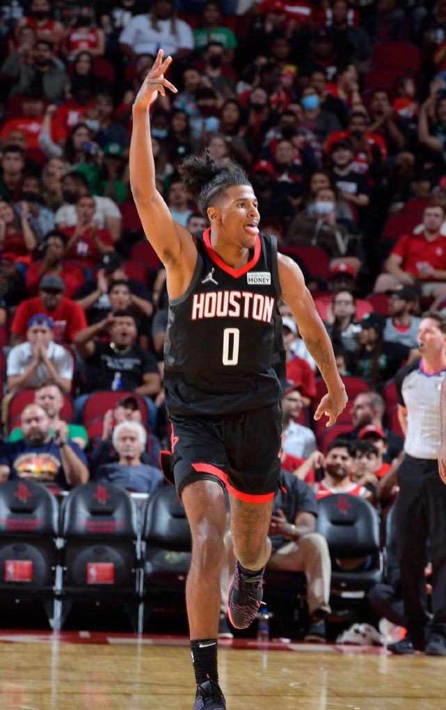 布鲁诺·费尔南德斯手感滚烫，带领北京国安横扫国际米兰，赛后一句话霸气侧漏的简单介绍